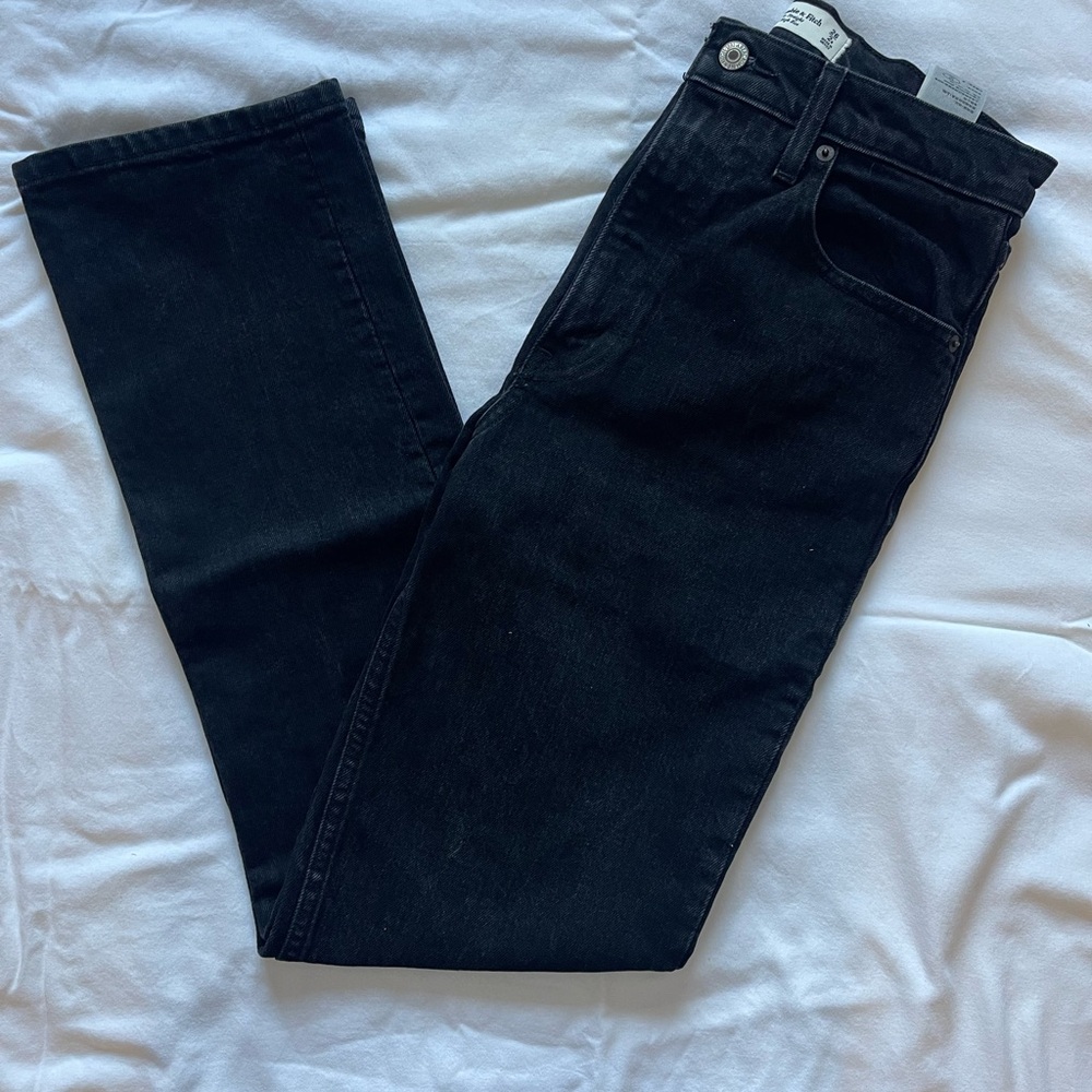 Abercrombie & Fitch The 90’s Straight Ultra High Rise